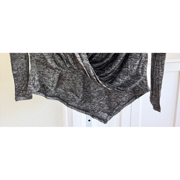 WHITE HOUSE BLACK MARKET BLOUSE XS - Picture 2 of 6